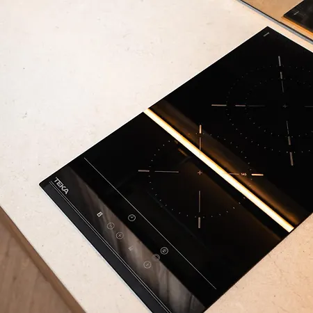 Gerona By Manlia アパート